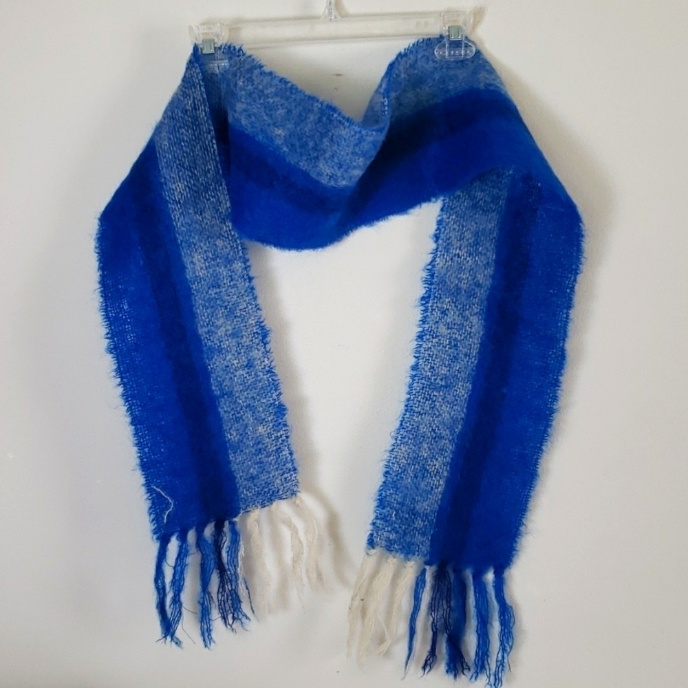 Winklemans made in England mohair and wool blend blue fringe scarf